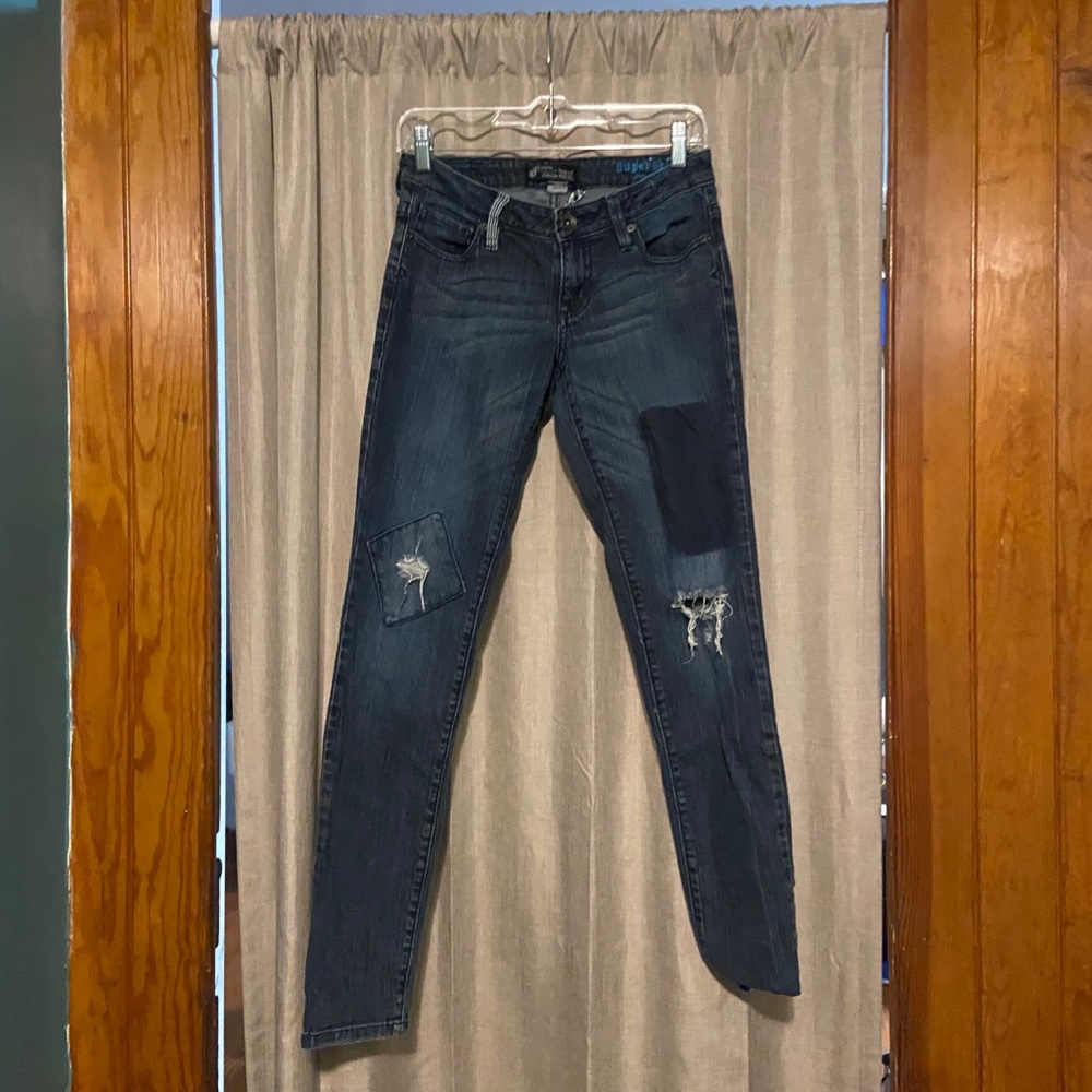 Volcom Distressed Jeans Size 3
